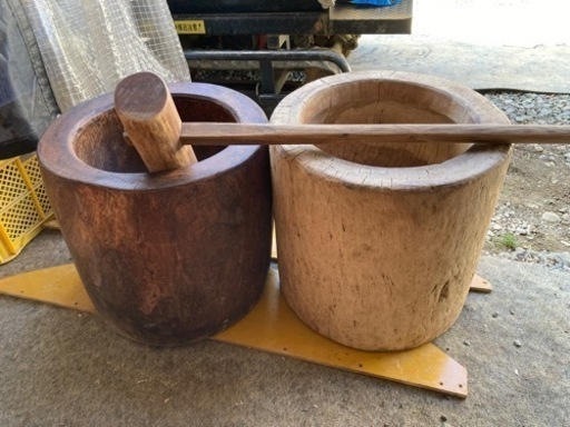 臼と杵、臼はどちらかお選びください。