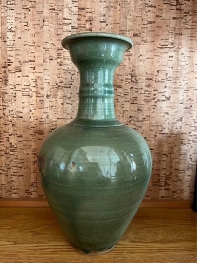 中国の焼物の壺
