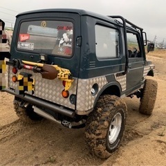 今週限定値下げ　カスタム多数！JA11ジムニーMT！車検あり！の画像