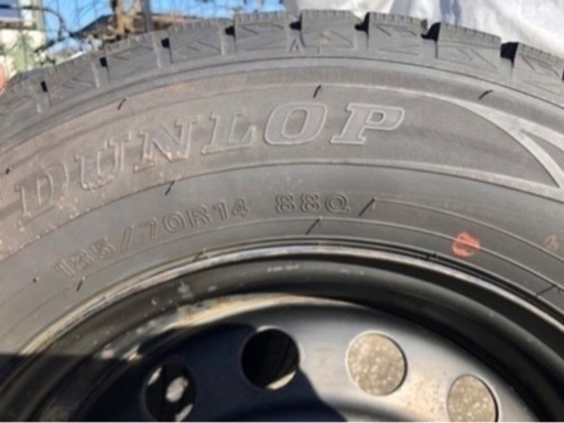 スキーシーゼンに最適 「値下げ」ダンロップ　DUNLOP 185/70 R14