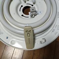 シーリングライト　リモコン付き　差し上げますの画像