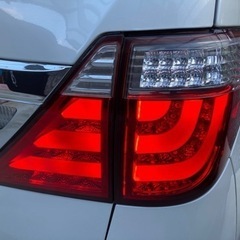 アルファード・ヴェルファイア20系シーケンシャルテールランプの画像