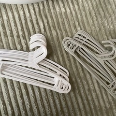 お譲り先決まりました。セリア子供用ハンガー