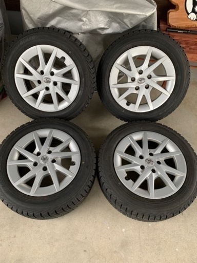 取来人トヨタ　純正　プリウスアルファのホイールとスタッドレスセット　タイヤはおまけ　205/60r16 IG30