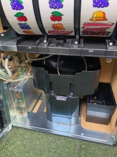 ハッピージャグラー V ◆コイン不要機付◆ スロット パチスロ実機 北電子