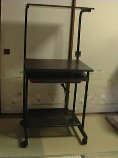 パソコン台　ディスク