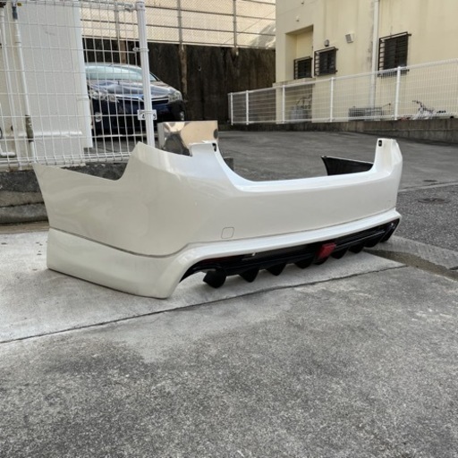 マークx リアバンパー