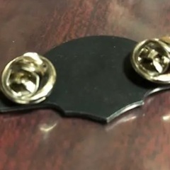 【ハーレーダビッドソンピンバッチ】レアな品です♪ １００年記念バッチ １９０３〜２００３の画像