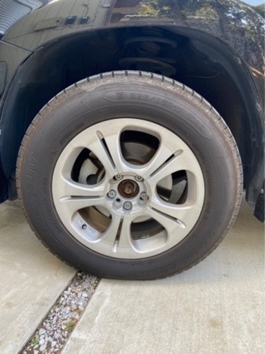 スタッドレスタイヤ　4本セット　225/65R/17