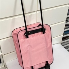 ハローキティー　キャリーバッグの画像