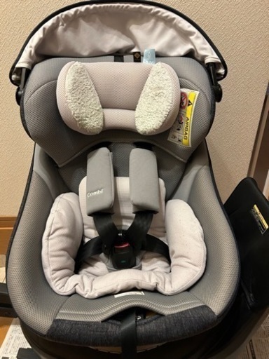 【美品】combiクルムーブスマート ISOFIX チャイルドシート