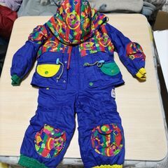 【あげます】子供のスキーウェア(90cm調整可,上下別)