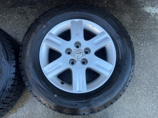 スタッドレスタイヤ（215/65R16）+日産 純正 アルミホイール
