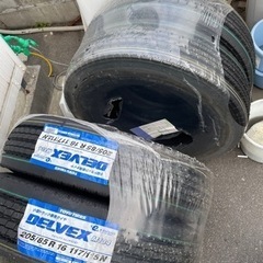 新品タイヤ　205/85R16の画像