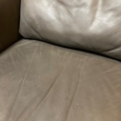 至急！【差し上げます】　1人用ソファ　一階に下ろしました！の画像