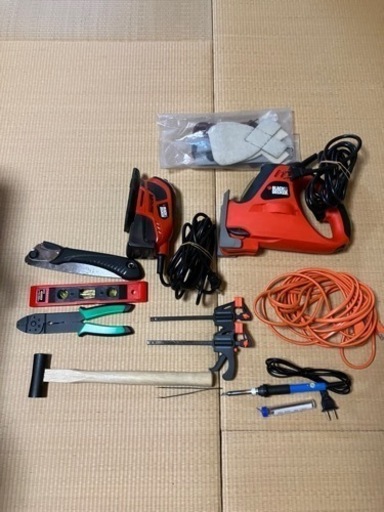 DIYセット　電動式ノコギリ&マウスサンダ　BLACK&DECKER
