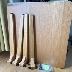 ニトリ　ダイニングテーブル 80cm x 80cm x70cmの画像