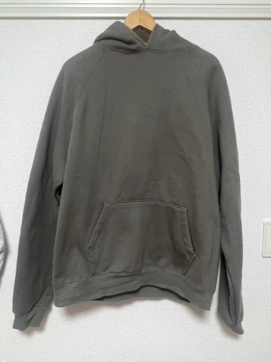 essentials パーカー