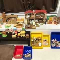 最終値下げ　シルバニアまとめ売り　お家　パン屋　学校　カフェなどなど珍しいアイテムもあり