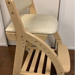 コイズミファブリック　学習椅子の画像