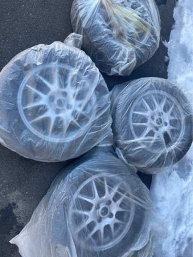 15インチスタッドレスタイヤ　ダンロップ