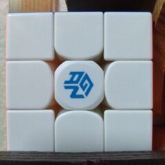 【岡山市近郊】ルービックキューブを基礎から教えます。