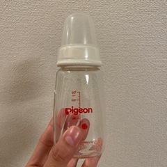『無料』哺乳瓶　ピジョン　スリムタイプ　4本の画像