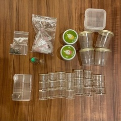 ビーズやパーツの整理に　アクリルケースや透明ケース