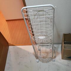 ★ランドリー収納★取り外し出来るので洗濯後便利です★の画像