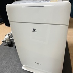 2010年製パナソニック空気清浄機の画像