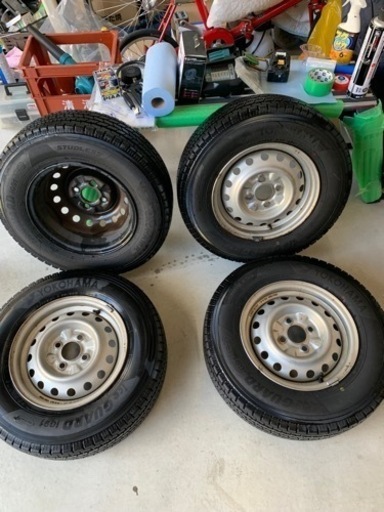 ヨコハマ　165/80r13 LT スタッドレス