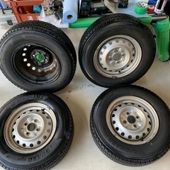 ヨコハマ　165/80r13 LT スタッドレス