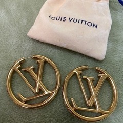 LOUIS VUITTON フープピアス　ヴィトン　ピアス　LVの画像