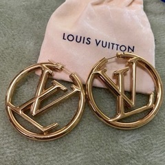 LOUIS VUITTON フープピアス　ヴィトン　ピアス　LV