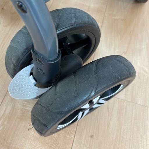 カトージ　二人乗りベビーカー（決まりました）