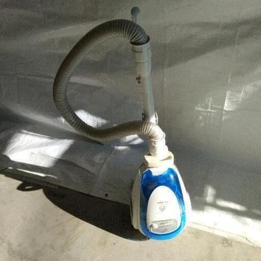 0105-028 日立　掃除機