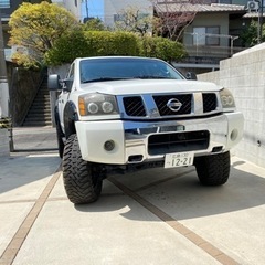 ピックアップトラック　日産タイタン　5.6SE  4月末まで掲載の画像