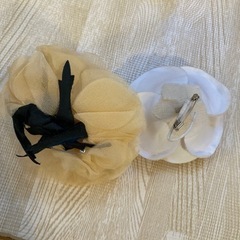 コサージュ2個の画像