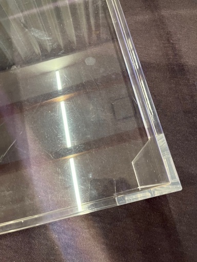 現金手渡し　Kartellのローテーブル　インビジブルテーブルロー INVISIBLE TABLE