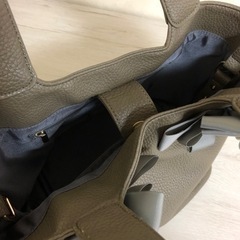 リボントートバッグ カーキの画像