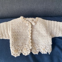 あかちゃんの服　これから寒くなるため、長袖になります。の画像