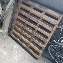 パレット 木材 あげますの画像