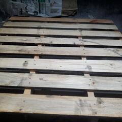パレット 木材 あげますの画像