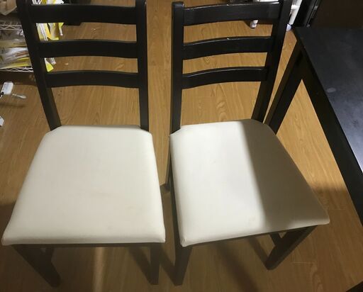 IKEA２人用ダイニングテーブル３点セット定価3万円 　最終値下げしました1万＝＞3千
