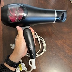 コイズミ ヘアドライヤー モンスター 大風量 ブラック KHD-W710の画像