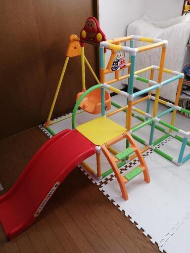 ※お譲り先決まりました※アンパンマン うちの子天才 ブランコパークDX