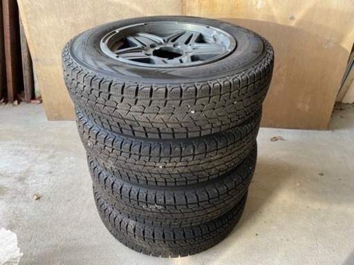 スタッドレスタイヤ・アルミホイール４本セット　175/80R 16 ジムニーJB23