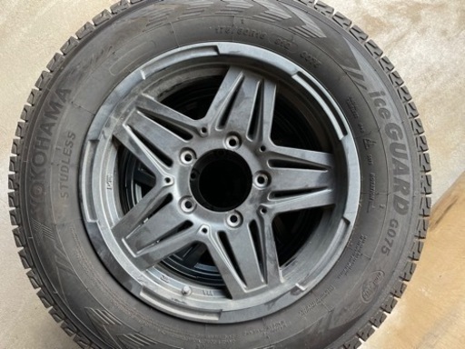 スタッドレスタイヤ・アルミホイール４本セット　175/80R 16 ジムニーJB23