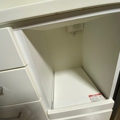 食器棚の画像