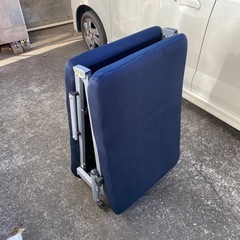 簡易ベッド